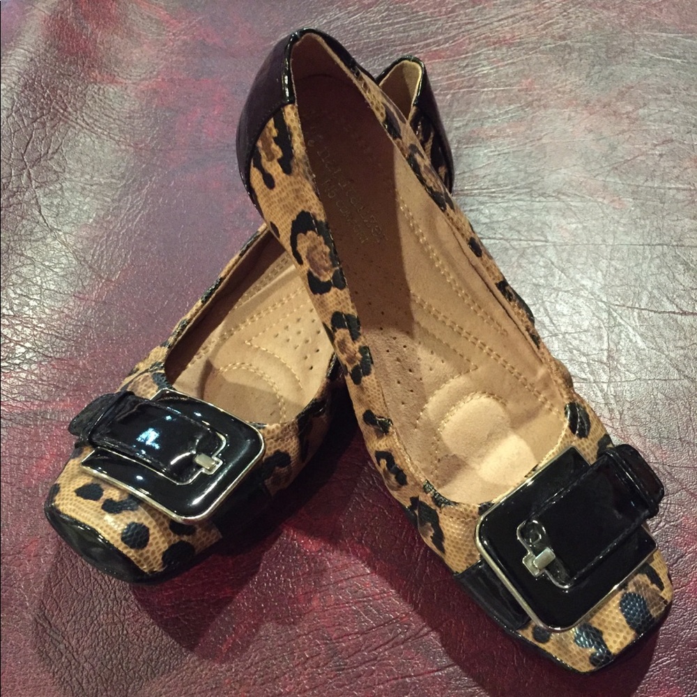 Ballet flats